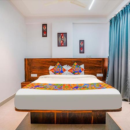 Fabhotel Crystal Inn - Nr Suvarndeep Chowk Pimpri-Chinchwad Exterior photo